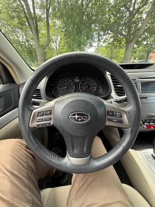 2014 Subaru Outback 4dr Wgn H4 Auto 2.5i Premium, available for sale in Springfield, Massachusetts | Auto Globe LLC. Springfield, Massachusetts 2014 Subaru Outback 4dr Wgn H4 Auto 2.5i Premium, available for sale in Springfield, Massachusetts | Auto Globe LLC. Springfield, Massachusetts