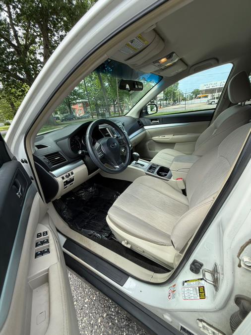 2014 Subaru Outback 4dr Wgn H4 Auto 2.5i Premium, available for sale in Springfield, Massachusetts | Auto Globe LLC. Springfield, Massachusetts 2014 Subaru Outback 4dr Wgn H4 Auto 2.5i Premium, available for sale in Springfield, Massachusetts | Auto Globe LLC. Springfield, Massachusetts