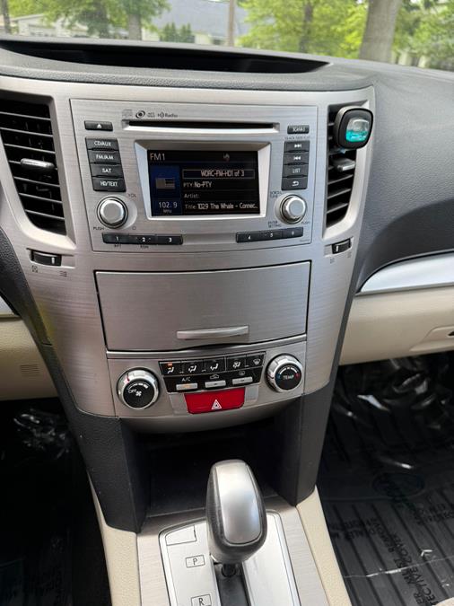 2014 Subaru Outback 4dr Wgn H4 Auto 2.5i Premium, available for sale in Springfield, Massachusetts | Auto Globe LLC. Springfield, Massachusetts 2014 Subaru Outback 4dr Wgn H4 Auto 2.5i Premium, available for sale in Springfield, Massachusetts | Auto Globe LLC. Springfield, Massachusetts