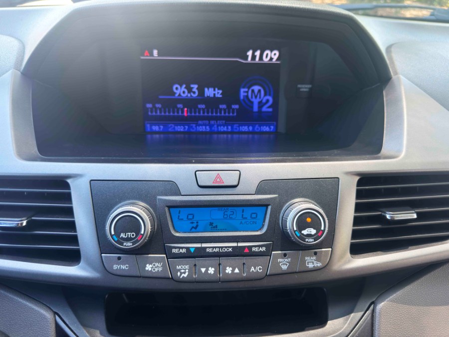 2013 Honda Odyssey 5dr EX, available for sale in Lake Forest, California | Pacific Green Line. Lake Forest, California 2013 Honda Odyssey 5dr EX, available for sale in Lake Forest, California | Pacific Green Line. Lake Forest, California