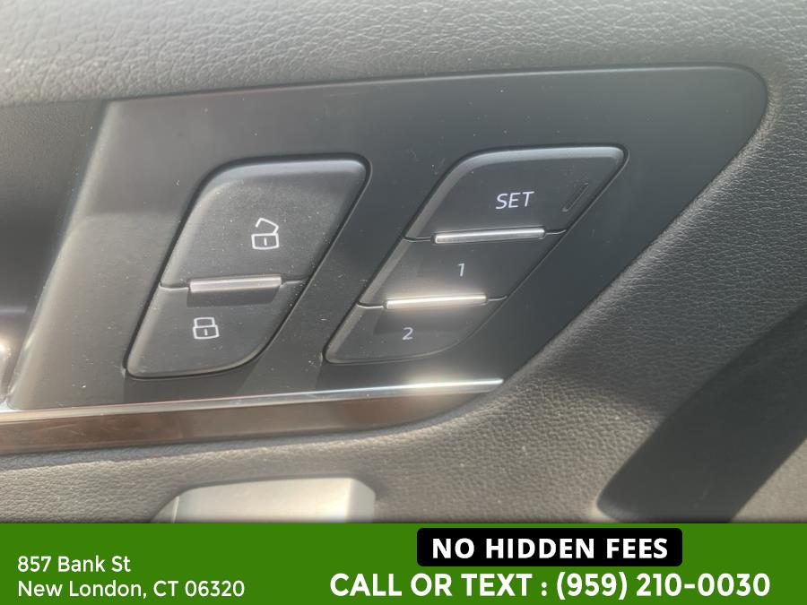 2018 Audi Q5 2.0 TFSI Premium, available for sale in New London, Connecticut | McAvoy Inc dba Town Hill Auto. New London, Connecticut 2018 Audi Q5 2.0 TFSI Premium, available for sale in New London, Connecticut | McAvoy Inc dba Town Hill Auto. New London, Connecticut