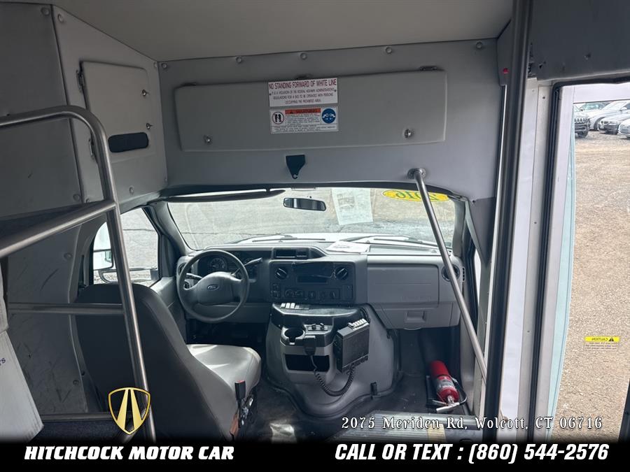 2016 Ford E-350sd Base, available for sale in Wolcott, Connecticut | Hitchcock Motor Car. Wolcott, Connecticut 2016 Ford E-350sd Base, available for sale in Wolcott, Connecticut | Hitchcock Motor Car. Wolcott, Connecticut