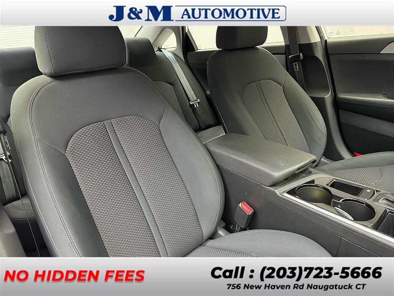 2019 Hyundai Sonata SE, available for sale in Naugatuck, Connecticut | J&M Automotive Sls&Svc LLC. Naugatuck, Connecticut 2019 Hyundai Sonata SE, available for sale in Naugatuck, Connecticut | J&M Automotive Sls&Svc LLC. Naugatuck, Connecticut