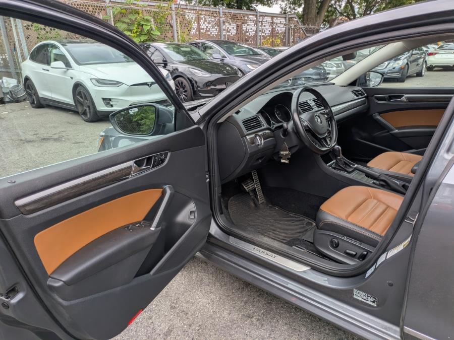2018 Volkswagen Passat 2.0T SEL Premium Auto, available for sale in Long Island City, New York | Luxury Of Queens. Long Island City, New York 2018 Volkswagen Passat 2.0T SEL Premium Auto, available for sale in Long Island City, New York | Luxury Of Queens. Long Island City, New York