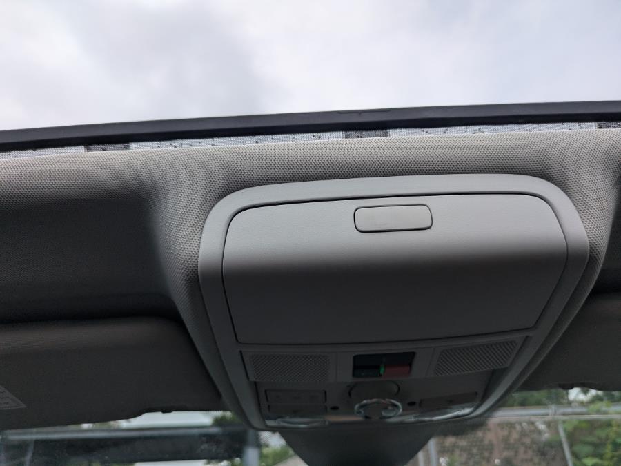 2018 Volkswagen Passat 2.0T SEL Premium Auto, available for sale in Long Island City, New York | Luxury Of Queens. Long Island City, New York 2018 Volkswagen Passat 2.0T SEL Premium Auto, available for sale in Long Island City, New York | Luxury Of Queens. Long Island City, New York
