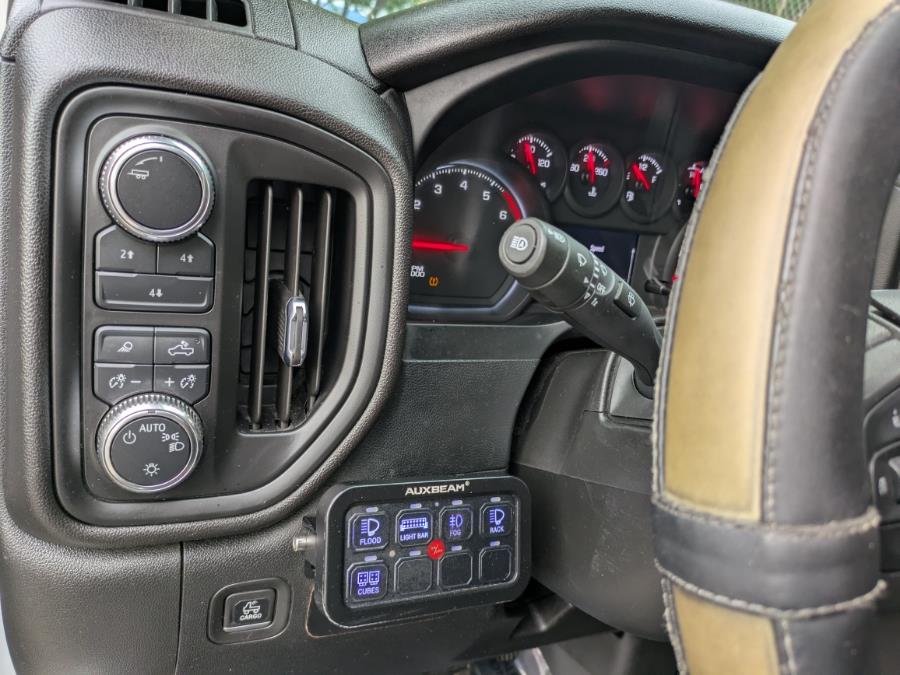 2024 GMC Sierra 2500HD 4WD Double Cab 149" Pro, available for sale in Long Island City, New York | Luxury Of Queens. Long Island City, New York 2024 GMC Sierra 2500HD 4WD Double Cab 149" Pro, available for sale in Long Island City, New York | Luxury Of Queens. Long Island City, New York