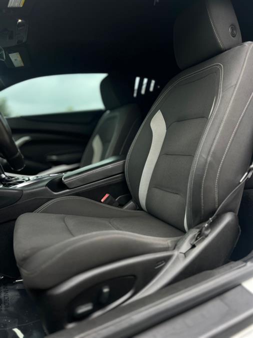 2018 Chevrolet Camaro 2dr Cpe LT w/1LT, available for sale in Paterson, New Jersey | Speedway Motors LLC. Paterson, New Jersey 2018 Chevrolet Camaro 2dr Cpe LT w/1LT, available for sale in Paterson, New Jersey | Speedway Motors LLC. Paterson, New Jersey
