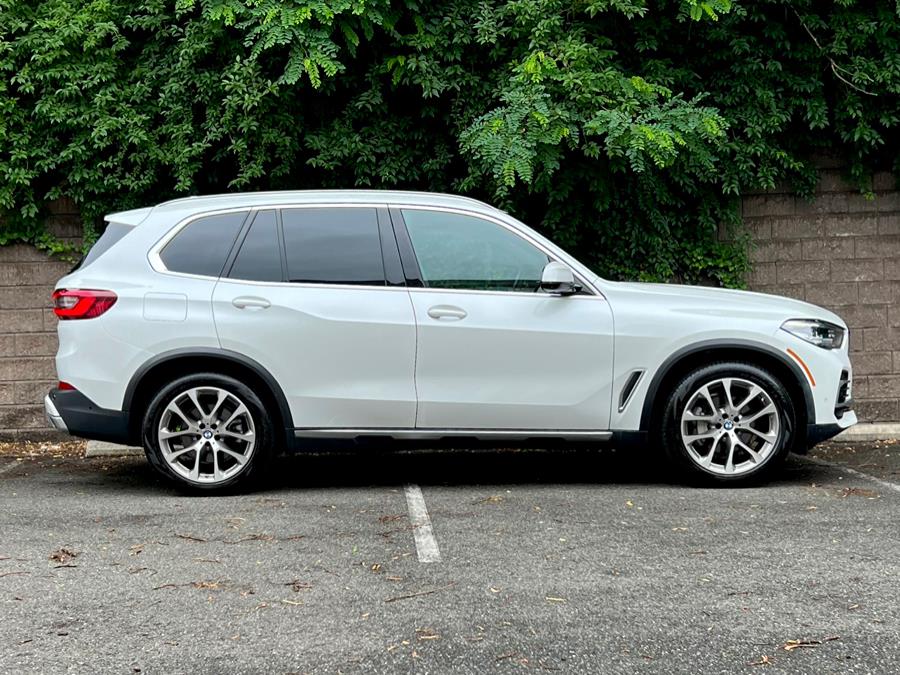 2022 BMW X5 xDrive40i Sports Activity Vehicle, available for sale in Paterson, New Jersey | Speedway Motors LLC. Paterson, New Jersey 2022 BMW X5 xDrive40i Sports Activity Vehicle, available for sale in Paterson, New Jersey | Speedway Motors LLC. Paterson, New Jersey