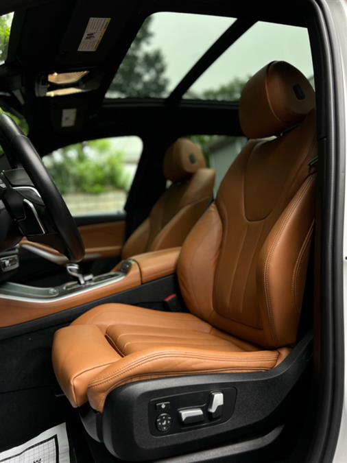 2022 BMW X5 xDrive40i Sports Activity Vehicle, available for sale in Paterson, New Jersey | Speedway Motors LLC. Paterson, New Jersey 2022 BMW X5 xDrive40i Sports Activity Vehicle, available for sale in Paterson, New Jersey | Speedway Motors LLC. Paterson, New Jersey
