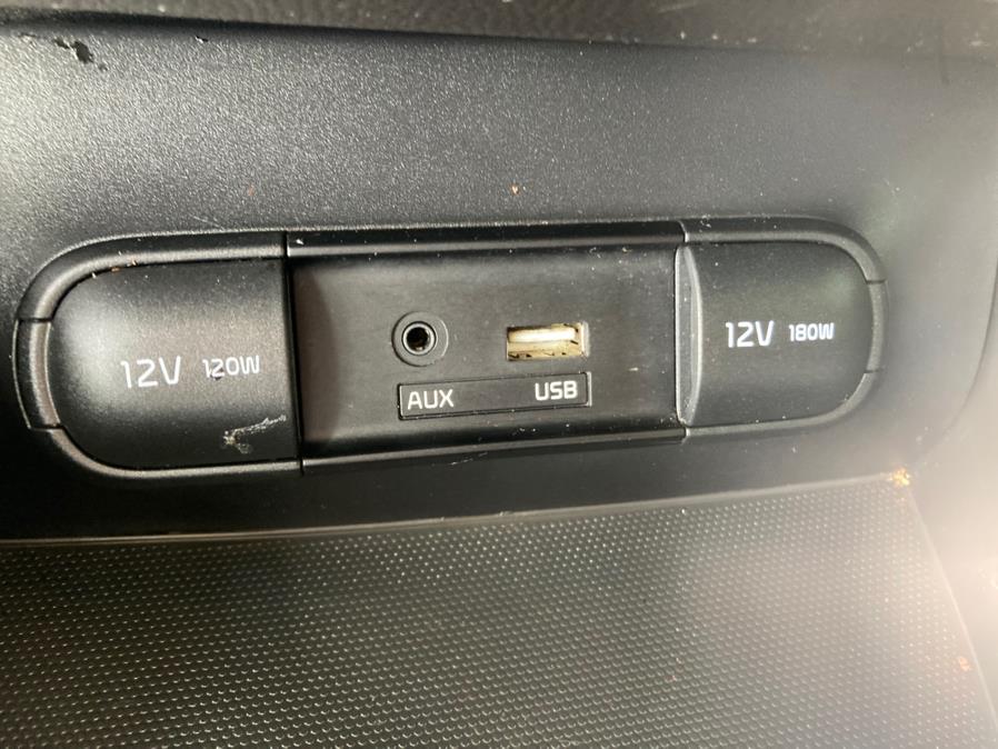 2016 Kia Soul 5dr Wgn Man Base, available for sale in Neosho, Missouri | Xsell Auto LLC. Neosho, Missouri 2016 Kia Soul 5dr Wgn Man Base, available for sale in Neosho, Missouri | Xsell Auto LLC. Neosho, Missouri