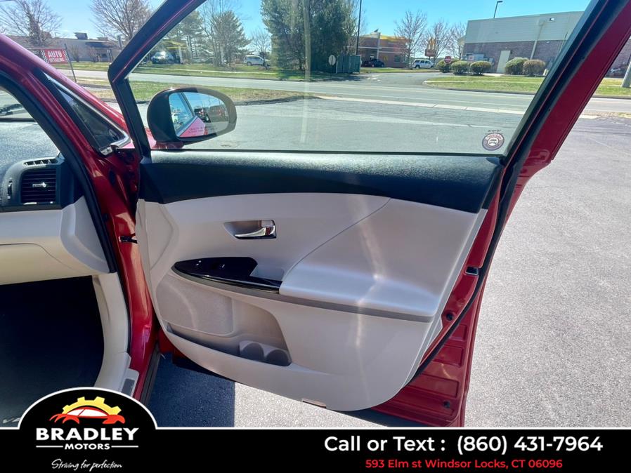 2009 Toyota Venza LE AWD, available for sale in Windsor Locks, Connecticut | Bradley Motors Inc. Windsor Locks, Connecticut 2009 Toyota Venza LE AWD, available for sale in Windsor Locks, Connecticut | Bradley Motors Inc. Windsor Locks, Connecticut