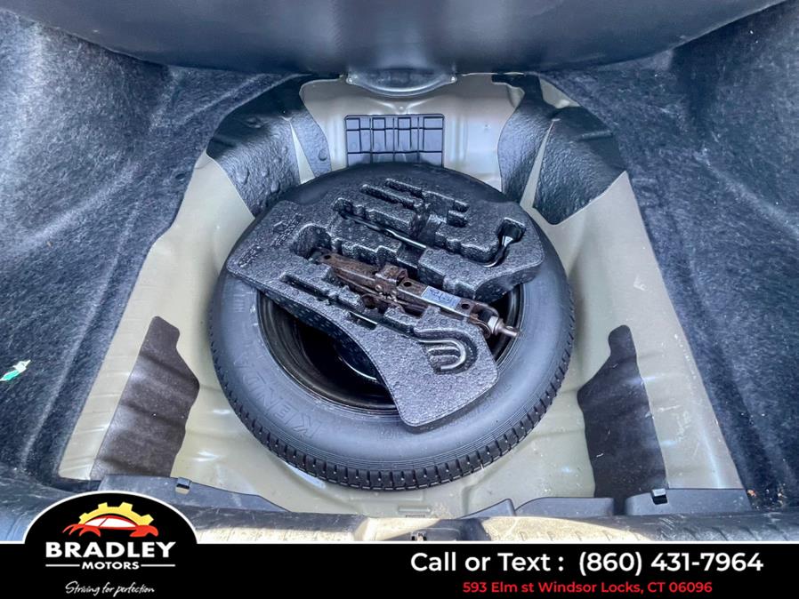 2012 Honda Civic LX PZEV, available for sale in Windsor Locks, Connecticut | Bradley Motors Inc. Windsor Locks, Connecticut 2012 Honda Civic LX PZEV, available for sale in Windsor Locks, Connecticut | Bradley Motors Inc. Windsor Locks, Connecticut