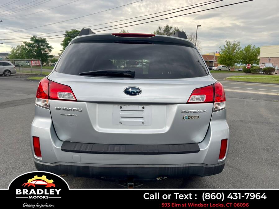 2013 Subaru Outback 2.5i Premium, available for sale in Windsor Locks, Connecticut | Bradley Motors Inc. Windsor Locks, Connecticut 2013 Subaru Outback 2.5i Premium, available for sale in Windsor Locks, Connecticut | Bradley Motors Inc. Windsor Locks, Connecticut