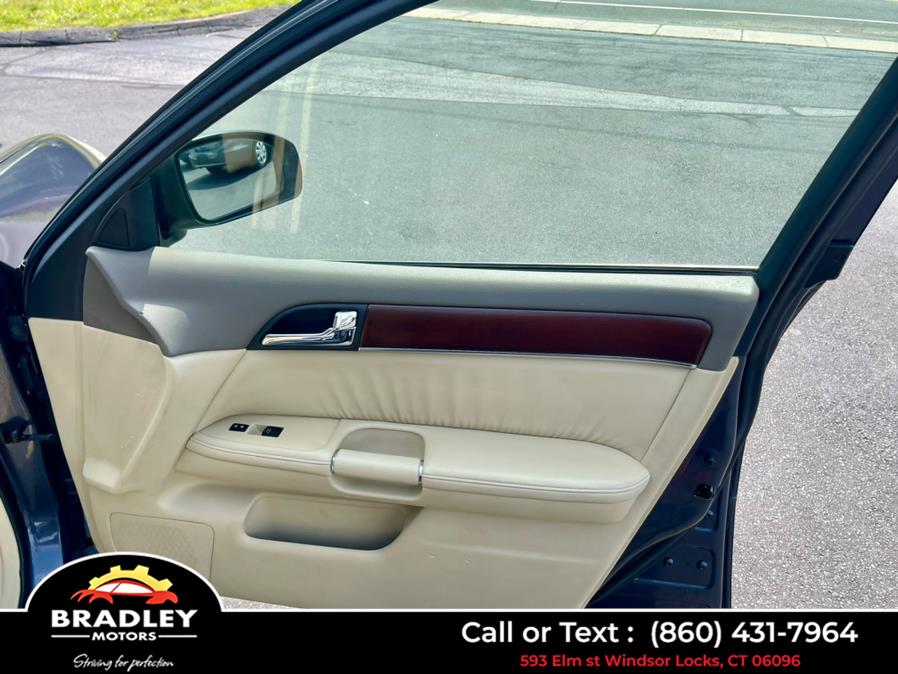 2010 Infiniti M35 AWD Limited, available for sale in Windsor Locks, Connecticut | Bradley Motors Inc. Windsor Locks, Connecticut 2010 Infiniti M35 AWD Limited, available for sale in Windsor Locks, Connecticut | Bradley Motors Inc. Windsor Locks, Connecticut