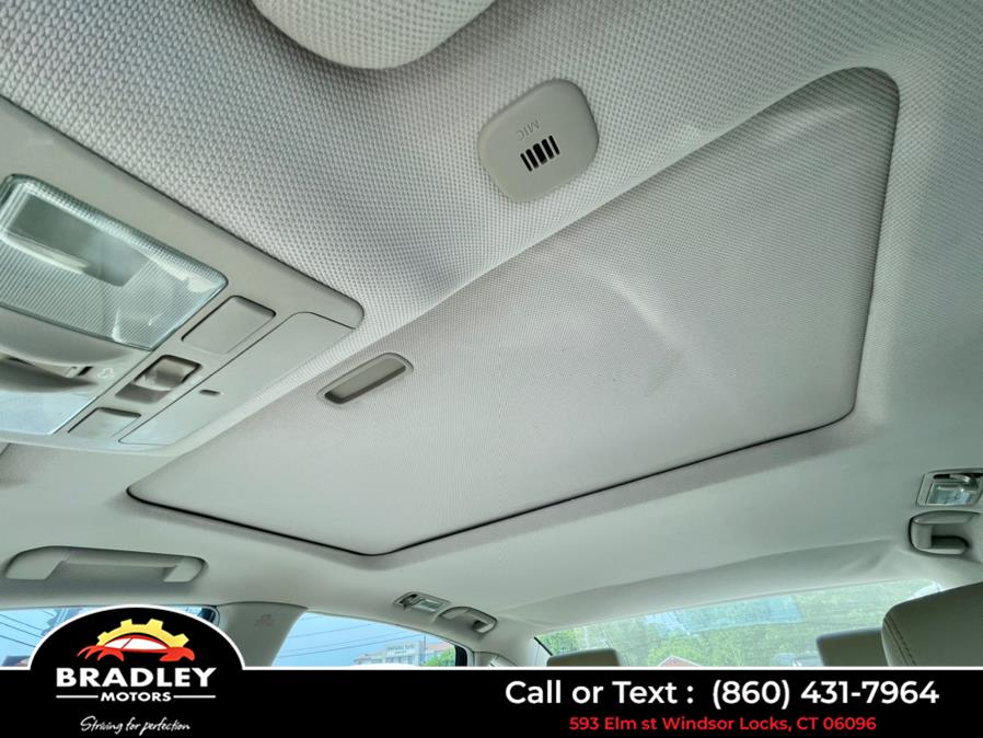 2010 Infiniti M35 AWD Limited, available for sale in Windsor Locks, Connecticut | Bradley Motors Inc. Windsor Locks, Connecticut 2010 Infiniti M35 AWD Limited, available for sale in Windsor Locks, Connecticut | Bradley Motors Inc. Windsor Locks, Connecticut