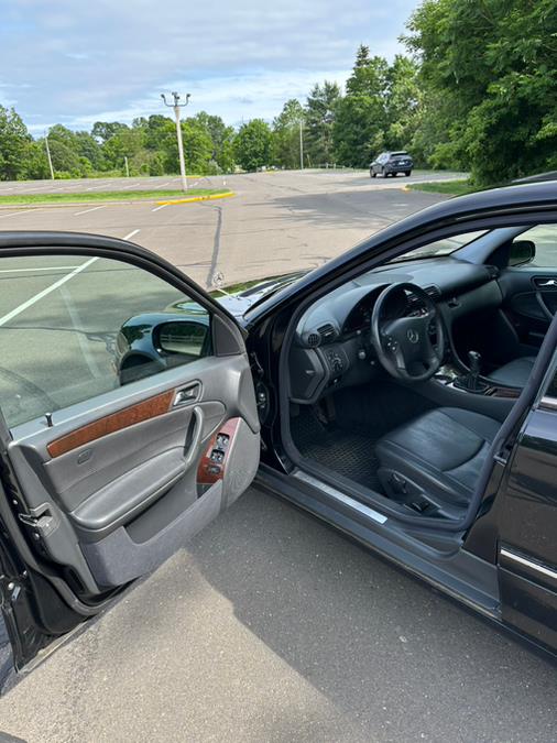 2002 Mercedes-Benz C-Class 4dr Sdn 2.6L, available for sale in Wallingford, Connecticut | Vertucci Automotive Inc. Wallingford, Connecticut 2002 Mercedes-Benz C-Class 4dr Sdn 2.6L, available for sale in Wallingford, Connecticut | Vertucci Automotive Inc. Wallingford, Connecticut