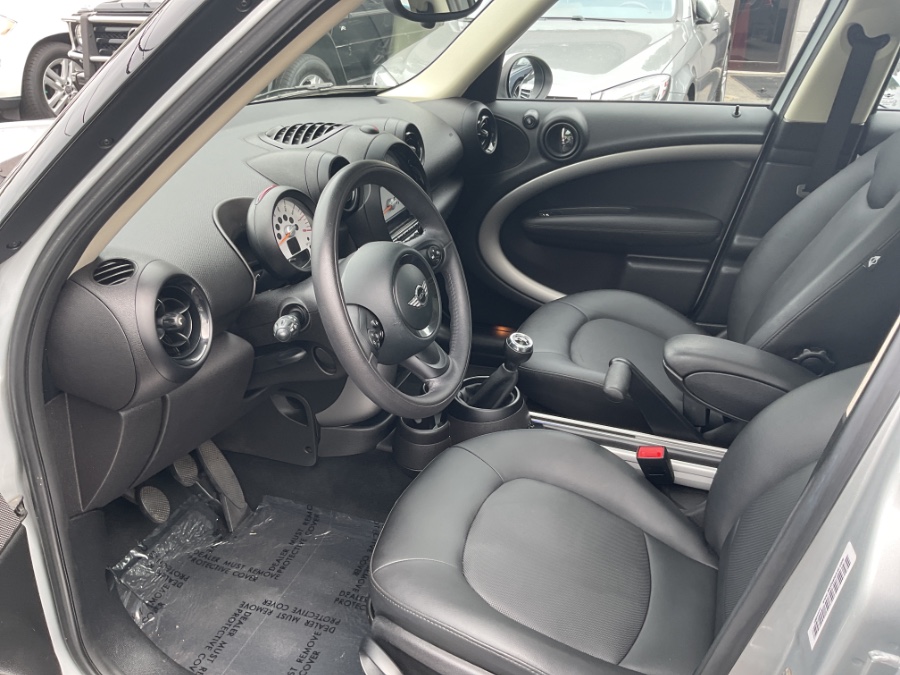 2014 MINI Cooper Countryman FWD 4dr, available for sale in Waterbury, Connecticut | Jim Juliani Motors. Waterbury, Connecticut 2014 MINI Cooper Countryman FWD 4dr, available for sale in Waterbury, Connecticut | Jim Juliani Motors. Waterbury, Connecticut