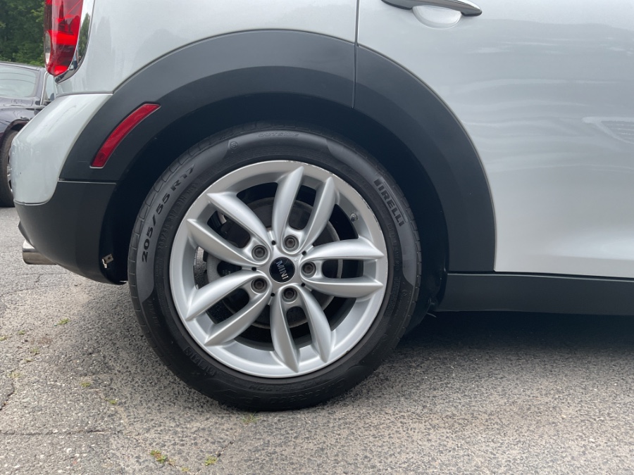 2014 MINI Cooper Countryman FWD 4dr, available for sale in Waterbury, Connecticut | Jim Juliani Motors. Waterbury, Connecticut 2014 MINI Cooper Countryman FWD 4dr, available for sale in Waterbury, Connecticut | Jim Juliani Motors. Waterbury, Connecticut