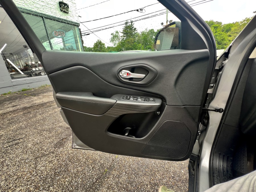 2015 Jeep Cherokee 4WD 4dr Limited, available for sale in Manchester, New Hampshire | Second Street Auto Sales Inc. Manchester, New Hampshire 2015 Jeep Cherokee 4WD 4dr Limited, available for sale in Manchester, New Hampshire | Second Street Auto Sales Inc. Manchester, New Hampshire