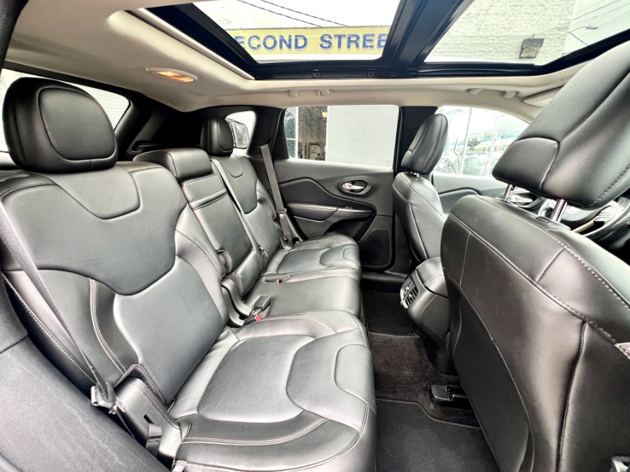 2015 Jeep Cherokee 4WD 4dr Limited, available for sale in Manchester, New Hampshire | Second Street Auto Sales Inc. Manchester, New Hampshire 2015 Jeep Cherokee 4WD 4dr Limited, available for sale in Manchester, New Hampshire | Second Street Auto Sales Inc. Manchester, New Hampshire