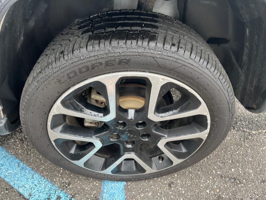 2017 Jeep Compass Limited 4x4, available for sale in Rosedale, New York | Sunrise Auto Sales. Rosedale, New York 2017 Jeep Compass Limited 4x4, available for sale in Rosedale, New York | Sunrise Auto Sales. Rosedale, New York