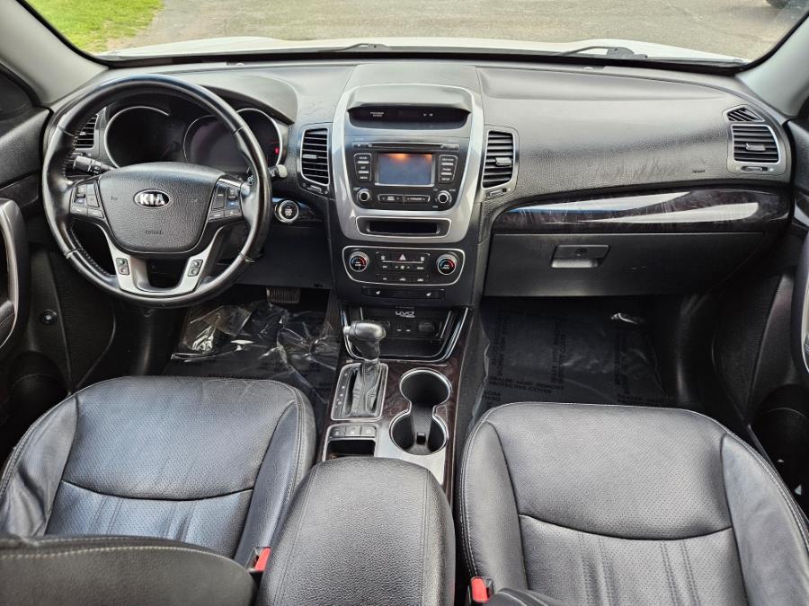 2014 Kia Sorento AWD 4dr V6 EX, available for sale in East Windsor, Connecticut | Toro Auto. East Windsor, Connecticut 2014 Kia Sorento AWD 4dr V6 EX, available for sale in East Windsor, Connecticut | Toro Auto. East Windsor, Connecticut