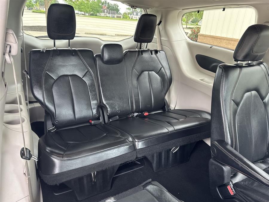 2020 Chrysler Pacifica Touring L, available for sale in Elida, Ohio | Josh's All Under Ten LLC. Elida, Ohio 2020 Chrysler Pacifica Touring L, available for sale in Elida, Ohio | Josh's All Under Ten LLC. Elida, Ohio