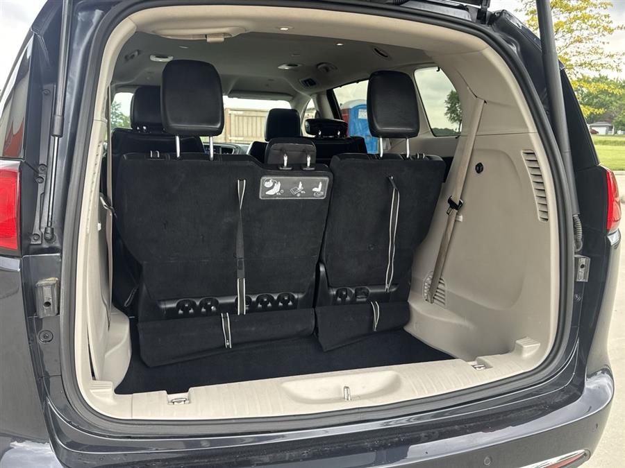 2020 Chrysler Pacifica Touring L, available for sale in Elida, Ohio | Josh's All Under Ten LLC. Elida, Ohio 2020 Chrysler Pacifica Touring L, available for sale in Elida, Ohio | Josh's All Under Ten LLC. Elida, Ohio