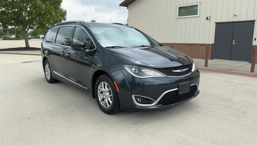 2020 Chrysler Pacifica Touring L, available for sale in Elida, Ohio | Josh's All Under Ten LLC. Elida, Ohio 2020 Chrysler Pacifica Touring L, available for sale in Elida, Ohio | Josh's All Under Ten LLC. Elida, Ohio