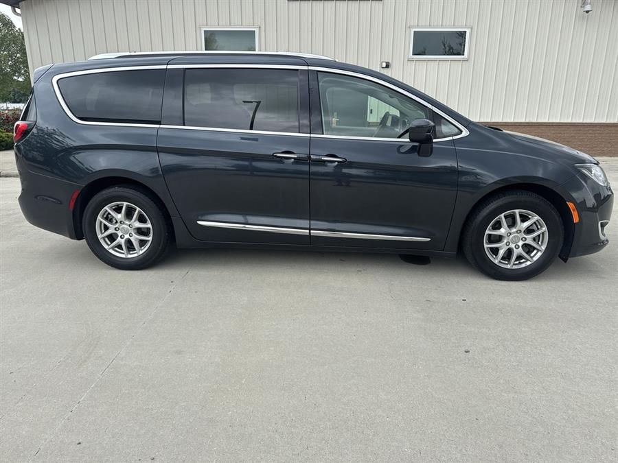 2020 Chrysler Pacifica Touring L, available for sale in Elida, Ohio | Josh's All Under Ten LLC. Elida, Ohio 2020 Chrysler Pacifica Touring L, available for sale in Elida, Ohio | Josh's All Under Ten LLC. Elida, Ohio