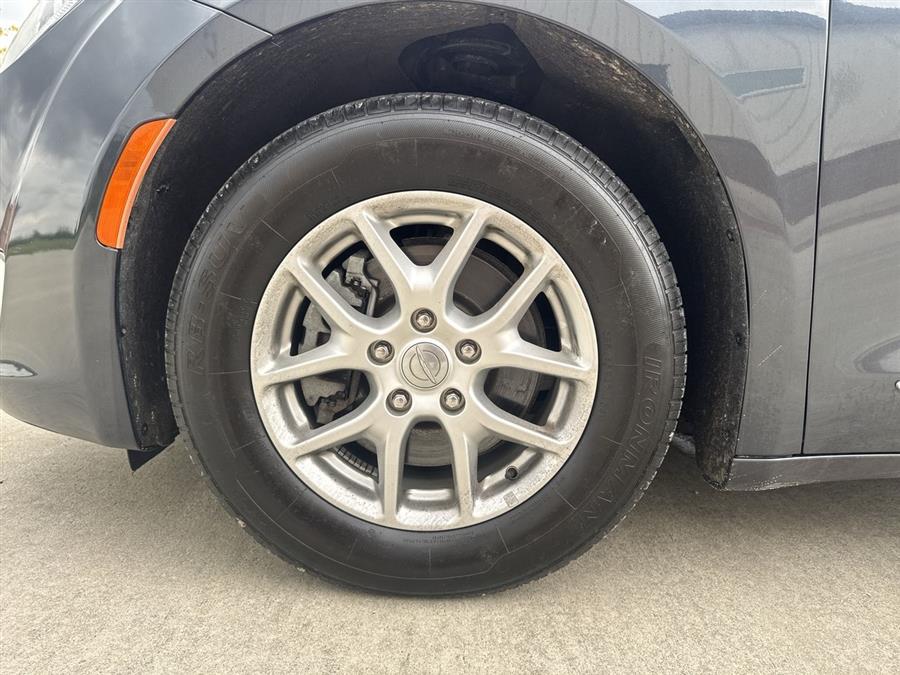 2020 Chrysler Pacifica Touring L, available for sale in Elida, Ohio | Josh's All Under Ten LLC. Elida, Ohio 2020 Chrysler Pacifica Touring L, available for sale in Elida, Ohio | Josh's All Under Ten LLC. Elida, Ohio