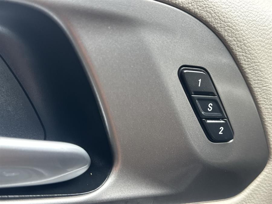 2020 Chrysler Pacifica Touring L, available for sale in Elida, Ohio | Josh's All Under Ten LLC. Elida, Ohio 2020 Chrysler Pacifica Touring L, available for sale in Elida, Ohio | Josh's All Under Ten LLC. Elida, Ohio