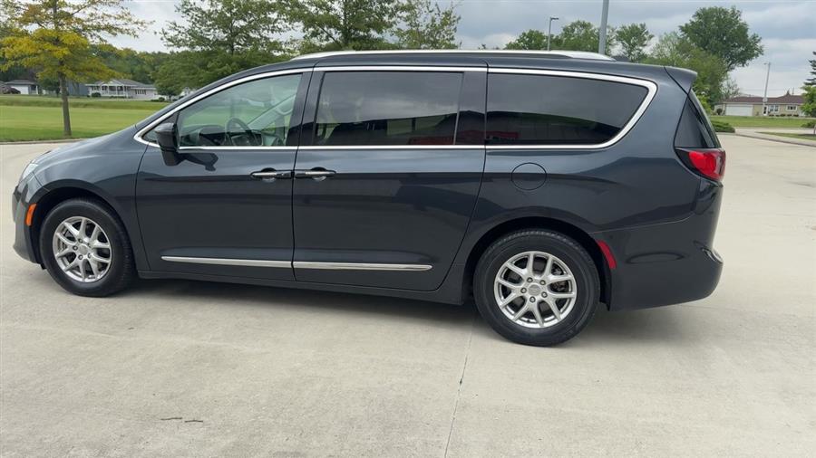 2020 Chrysler Pacifica Touring L, available for sale in Elida, Ohio | Josh's All Under Ten LLC. Elida, Ohio 2020 Chrysler Pacifica Touring L, available for sale in Elida, Ohio | Josh's All Under Ten LLC. Elida, Ohio