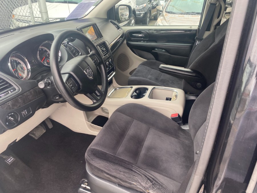 2014 Dodge Grand Caravan 4dr Wgn SXT, available for sale in Middle Village, New York | Middle Village Motors . Middle Village, New York 2014 Dodge Grand Caravan 4dr Wgn SXT, available for sale in Middle Village, New York | Middle Village Motors . Middle Village, New York