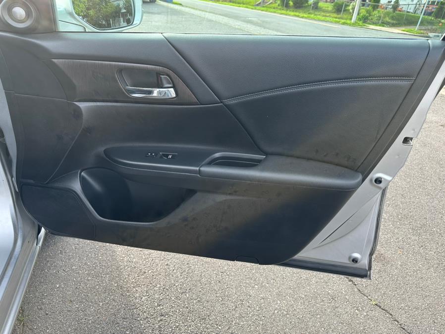 2014 Honda Accord Sedan EXL, available for sale in New Britain, Connecticut | Central Auto Sales & Service. New Britain, Connecticut 2014 Honda Accord Sedan EXL, available for sale in New Britain, Connecticut | Central Auto Sales & Service. New Britain, Connecticut