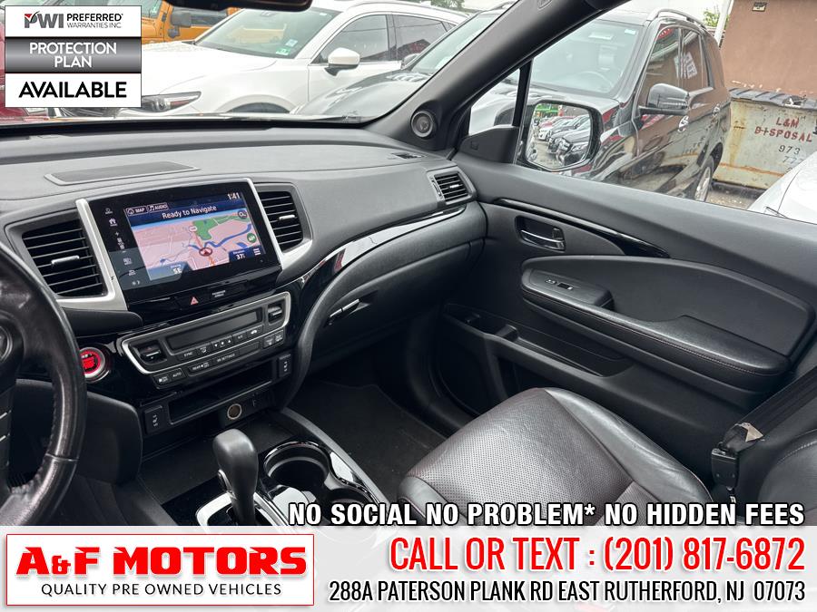 2017 Honda Ridgeline Black Edition 4x4 Crew Cab 5.3'' Bed, available for sale in East Rutherford, New Jersey | A&F Motors LLC. East Rutherford, New Jersey 2017 Honda Ridgeline Black Edition 4x4 Crew Cab 5.3'' Bed, available for sale in East Rutherford, New Jersey | A&F Motors LLC. East Rutherford, New Jersey