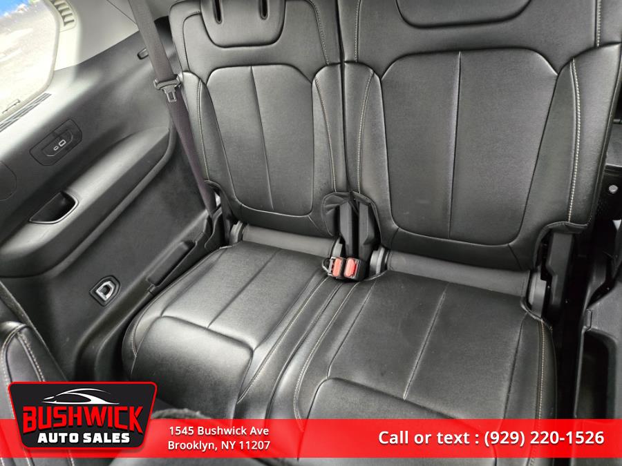 2023 Jeep Grand Cherokee L Limited 4x4, available for sale in Hempstead, New York | VIP Auto Credit Express. Hempstead, New York 2023 Jeep Grand Cherokee L Limited 4x4, available for sale in Hempstead, New York | VIP Auto Credit Express. Hempstead, New York