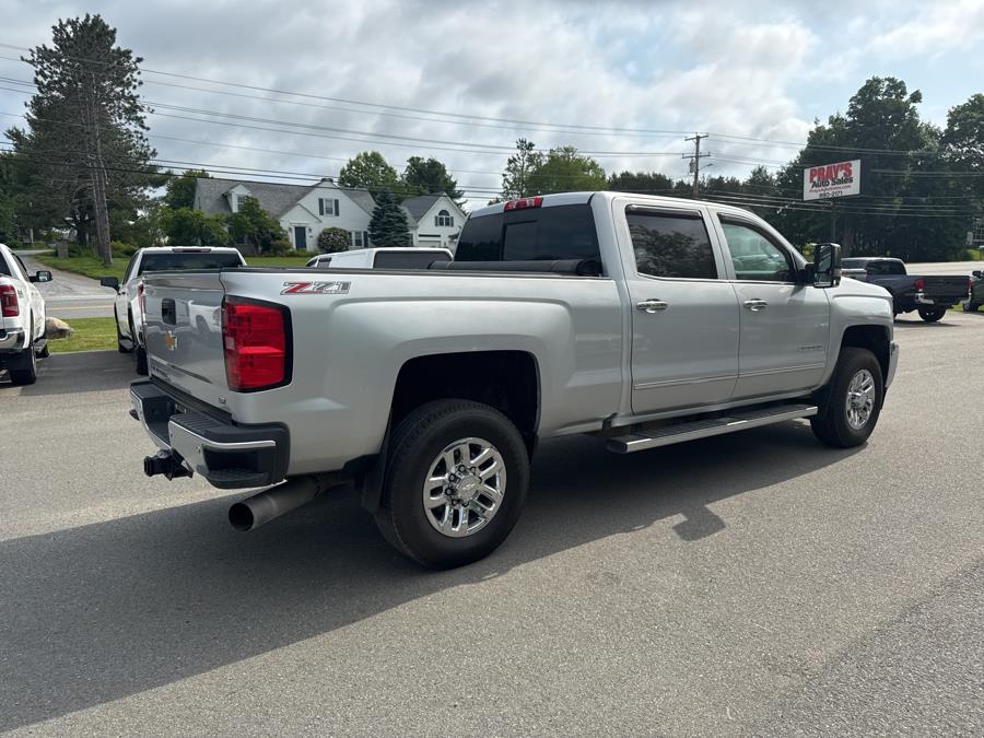 2016 Chevrolet Silverado 2500HD LTZ photo 4