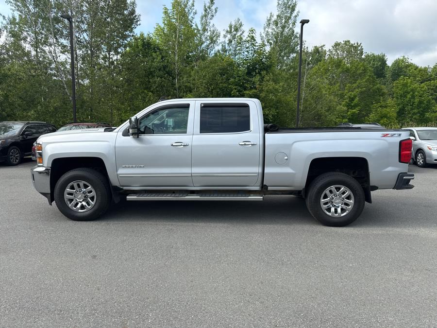 2016 Chevrolet Silverado 2500HD LTZ photo 2