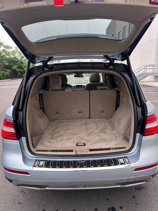 2014 Mercedes-Benz M-Class 4MATIC 4dr ML 350, available for sale in Garfield, New Jersey | Mikes Auto Sales LLC. Garfield, New Jersey 2014 Mercedes-Benz M-Class 4MATIC 4dr ML 350, available for sale in Garfield, New Jersey | Mikes Auto Sales LLC. Garfield, New Jersey