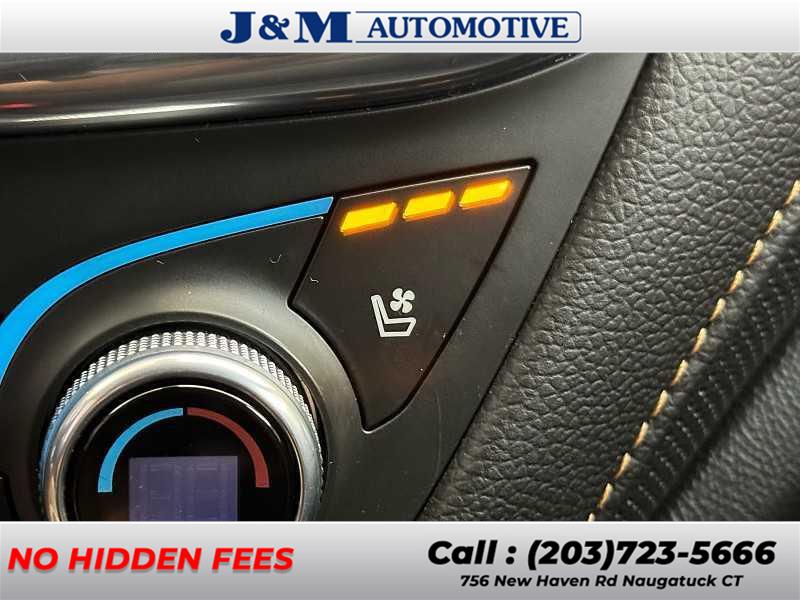 2021 Chevrolet Equinox Premier, available for sale in Naugatuck, Connecticut | J&M Automotive Sls&Svc LLC. Naugatuck, Connecticut 2021 Chevrolet Equinox Premier, available for sale in Naugatuck, Connecticut | J&M Automotive Sls&Svc LLC. Naugatuck, Connecticut