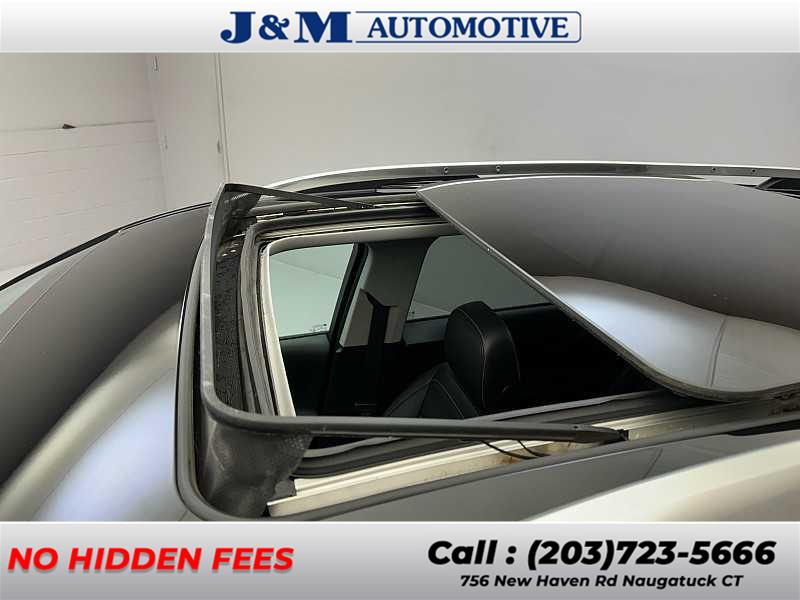 2021 Chevrolet Equinox Premier, available for sale in Naugatuck, Connecticut | J&M Automotive Sls&Svc LLC. Naugatuck, Connecticut 2021 Chevrolet Equinox Premier, available for sale in Naugatuck, Connecticut | J&M Automotive Sls&Svc LLC. Naugatuck, Connecticut