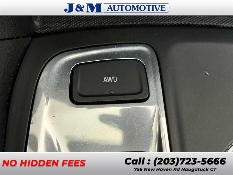 2021 Chevrolet Equinox Premier, available for sale in Naugatuck, Connecticut | J&M Automotive Sls&Svc LLC. Naugatuck, Connecticut 2021 Chevrolet Equinox Premier, available for sale in Naugatuck, Connecticut | J&M Automotive Sls&Svc LLC. Naugatuck, Connecticut