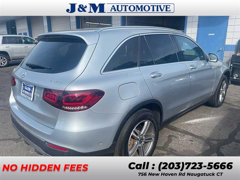 2021 Mercedes Benz GLC 300 photo 3