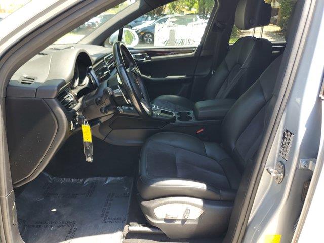 2020 Porsche Macan Base, available for sale in Fort Lauderdale, Florida | CarLux Fort Lauderdale. Fort Lauderdale, Florida 2020 Porsche Macan Base, available for sale in Fort Lauderdale, Florida | CarLux Fort Lauderdale. Fort Lauderdale, Florida