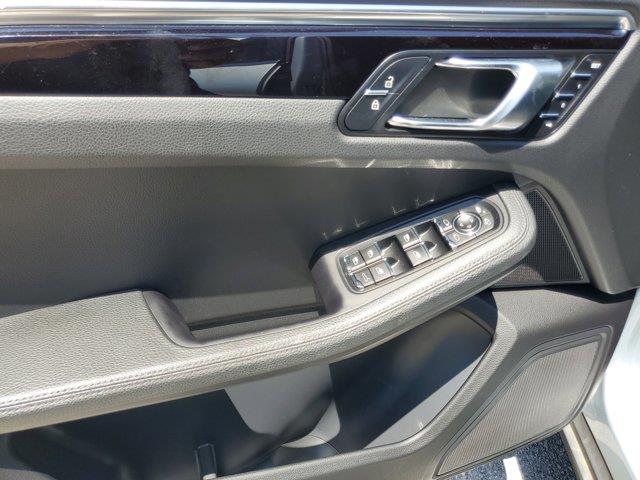 2020 Porsche Macan Base, available for sale in Fort Lauderdale, Florida | CarLux Fort Lauderdale. Fort Lauderdale, Florida 2020 Porsche Macan Base, available for sale in Fort Lauderdale, Florida | CarLux Fort Lauderdale. Fort Lauderdale, Florida