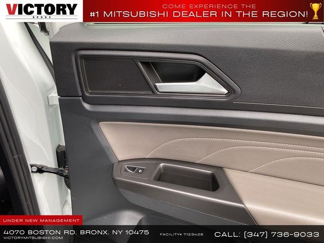 2022 Volkswagen Atlas 3.6L V6 SE w/Technology, available for sale in Floral Park, New York | Shop Auto NY. Floral Park, New York 2022 Volkswagen Atlas 3.6L V6 SE w/Technology, available for sale in Floral Park, New York | Shop Auto NY. Floral Park, New York