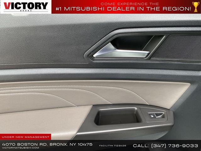 2022 Volkswagen Atlas 3.6L V6 SE w/Technology, available for sale in Floral Park, New York | Shop Auto NY. Floral Park, New York 2022 Volkswagen Atlas 3.6L V6 SE w/Technology, available for sale in Floral Park, New York | Shop Auto NY. Floral Park, New York