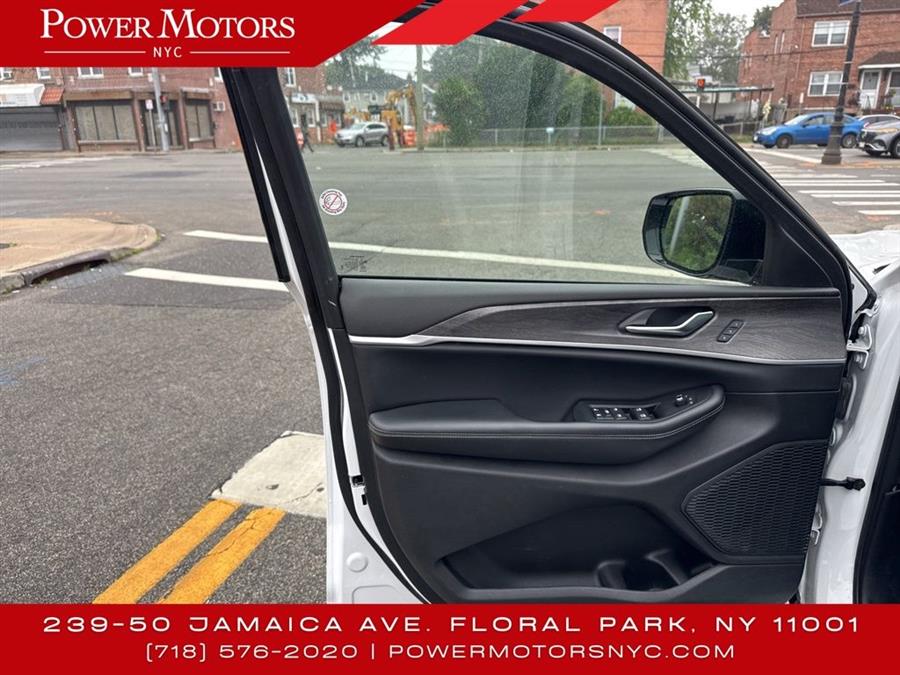 2023 Jeep Grand Cherokee Limited, available for sale in Floral Park, New York | Shop Auto NY. Floral Park, New York 2023 Jeep Grand Cherokee Limited, available for sale in Floral Park, New York | Shop Auto NY. Floral Park, New York