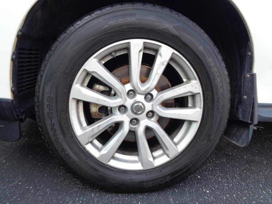 2015 Nissan Pathfinder 4WD 4dr S, available for sale in Valley Stream, New York | NY Auto Traders. Valley Stream, New York 2015 Nissan Pathfinder 4WD 4dr S, available for sale in Valley Stream, New York | NY Auto Traders. Valley Stream, New York